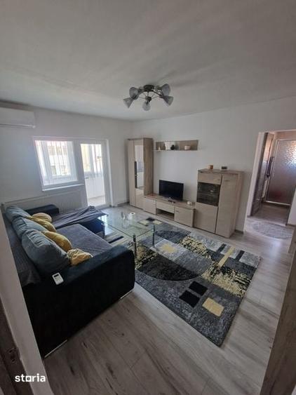 Apartament cu 2 camere semidecomandat în Central
