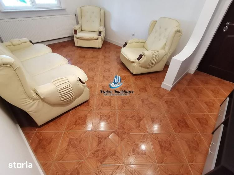 Apartament cu 3 camere decomandat în Mărăței