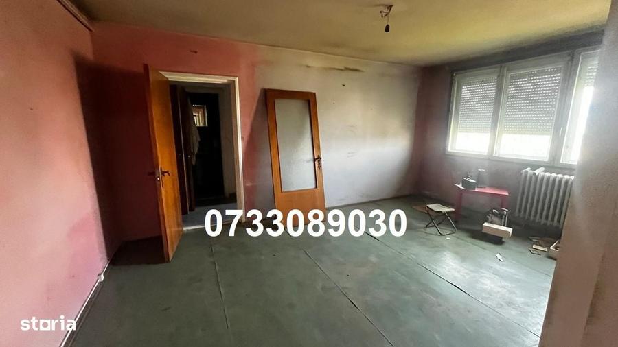Apartament cu 2 camere semidecomandat în Valea Ialomiței