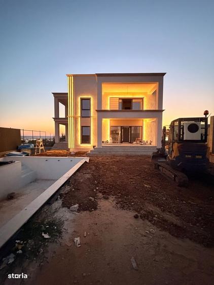 Casă cu 4 camere cu Teren 540 Mp în Exterior Vest
