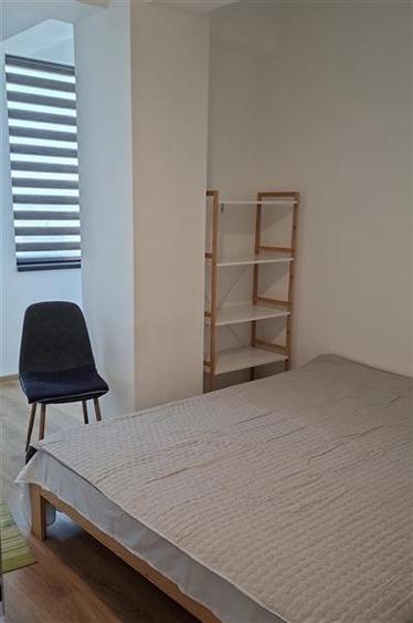 Apartament cu 2 camere decomandat, mobilat în Aeroport