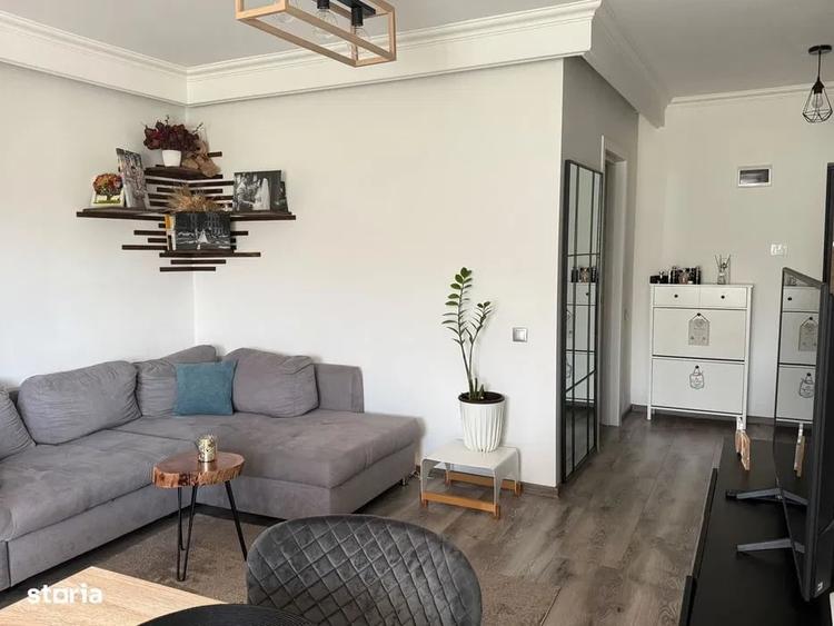 Apartament cu 2 camere semidecomandat, mobilat în Florești — fotografia 2