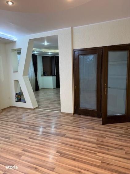 Casă cu 4 camere în Mihail Kogălniceanu