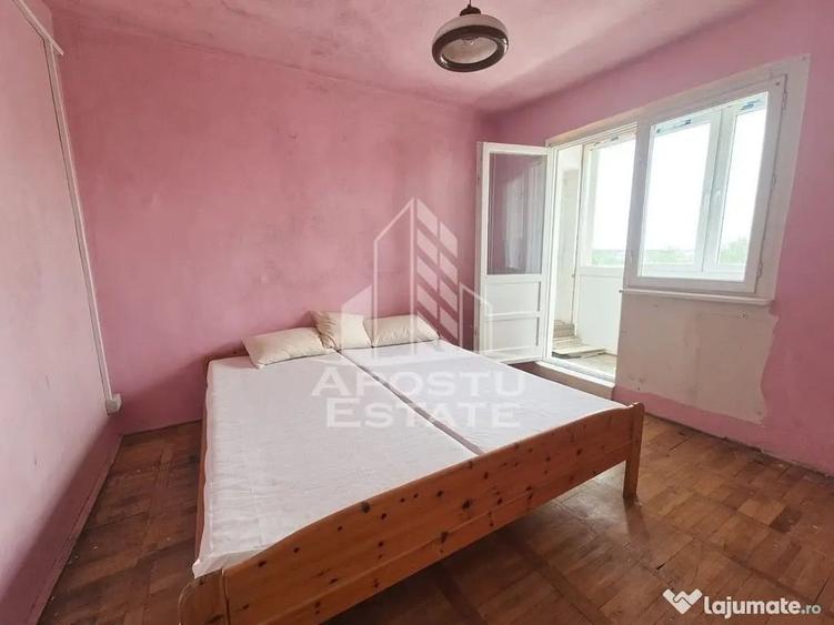 Apartament cu 2 camere semidecomandat în Central