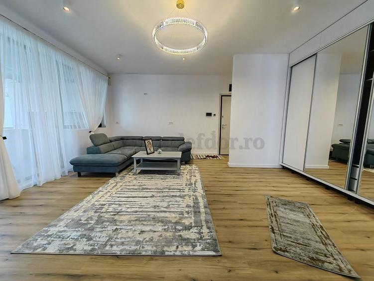 Apartament cu 4 camere decomandat în Iancu Nicolae