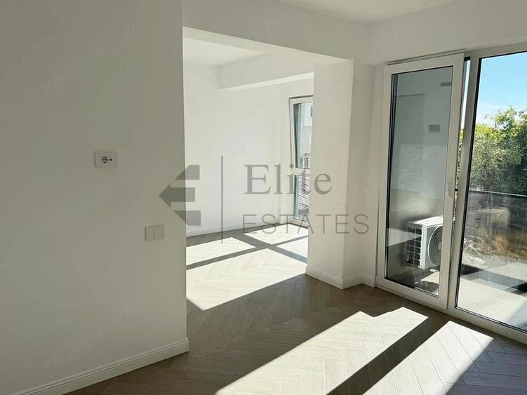 Apartament cu 2 camere decomandat în Cantemir