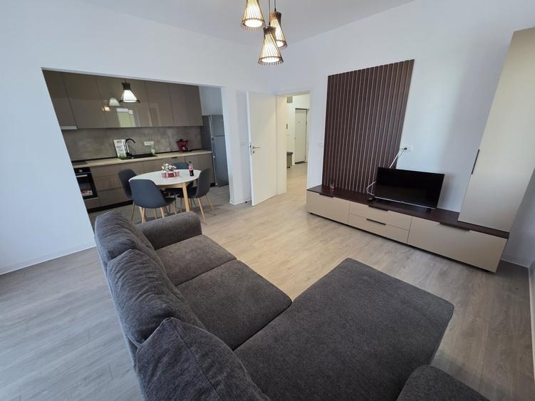 Apartament cu 2 camere semidecomandat, mobilat în Giroc