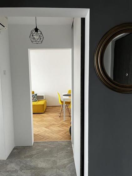 Apartament cu 2 camere semidecomandat în Dorobanți