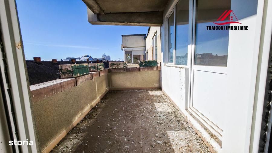 Apartament cu 3 camere decomandat în Ultracentral
