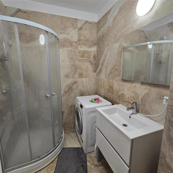 Garsonieră decomandată în Frumoasa