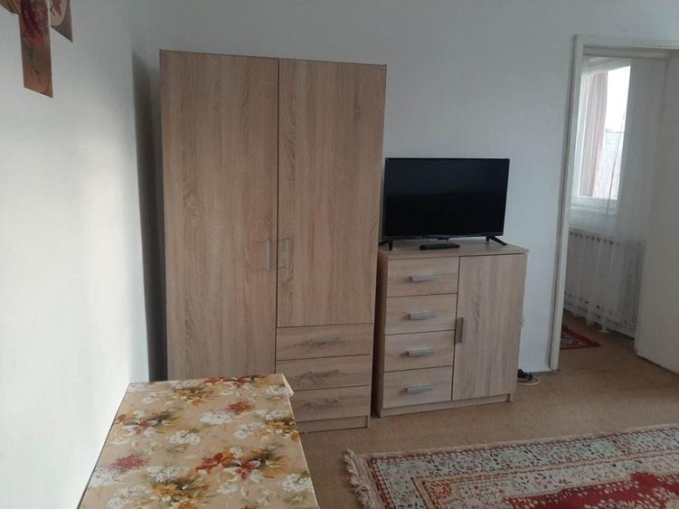 Apartament cu 2 camere nedecomandat în Iosia
