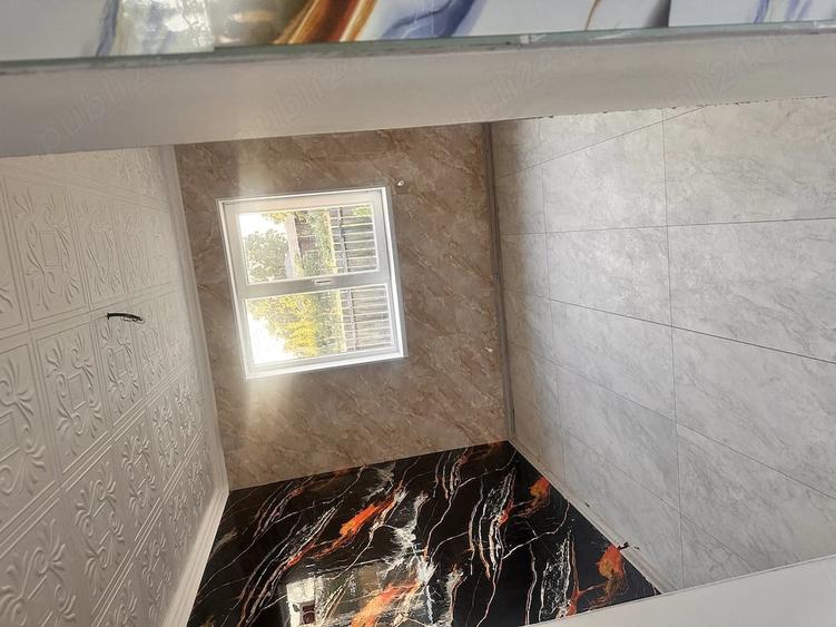 Casă cu Teren 1044 Mp în Central