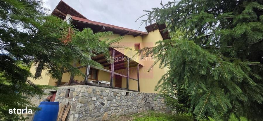 Cabana cu 5 camere de vanzare in Provita