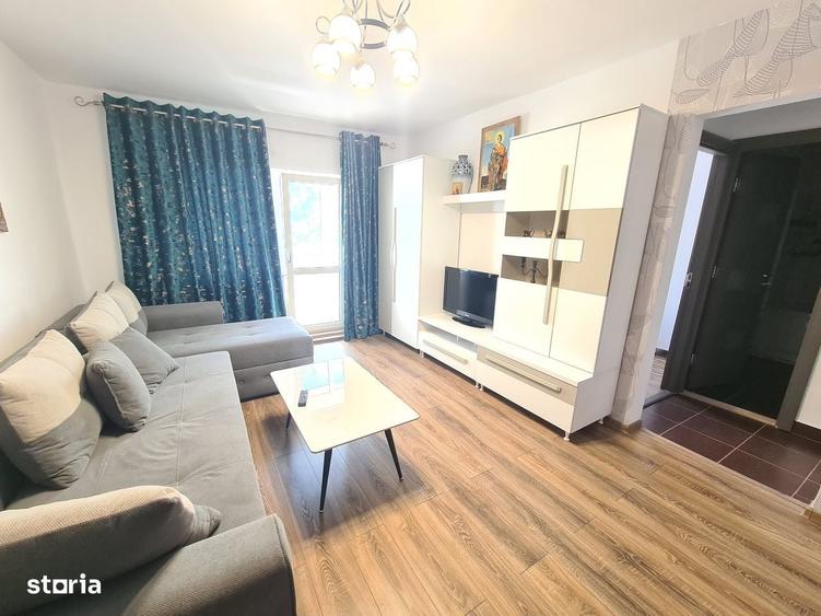 Apartament cu 2 camere semidecomandat în Est