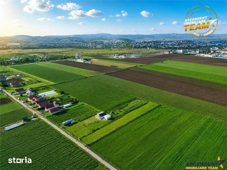 Teren de 2498 mp, în Central
