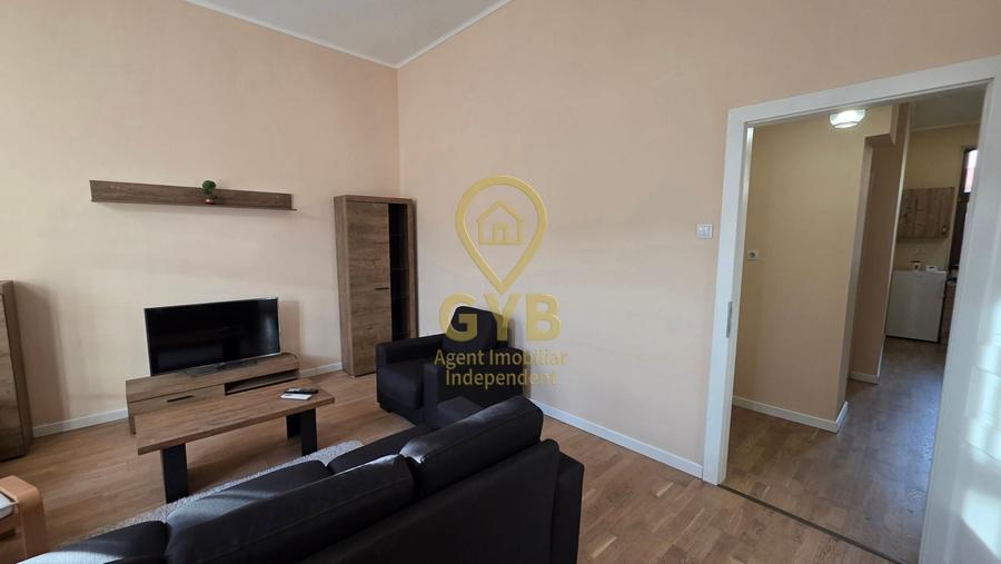 Apartament cu 2 camere decomandat, mobilat în Ultracentral
