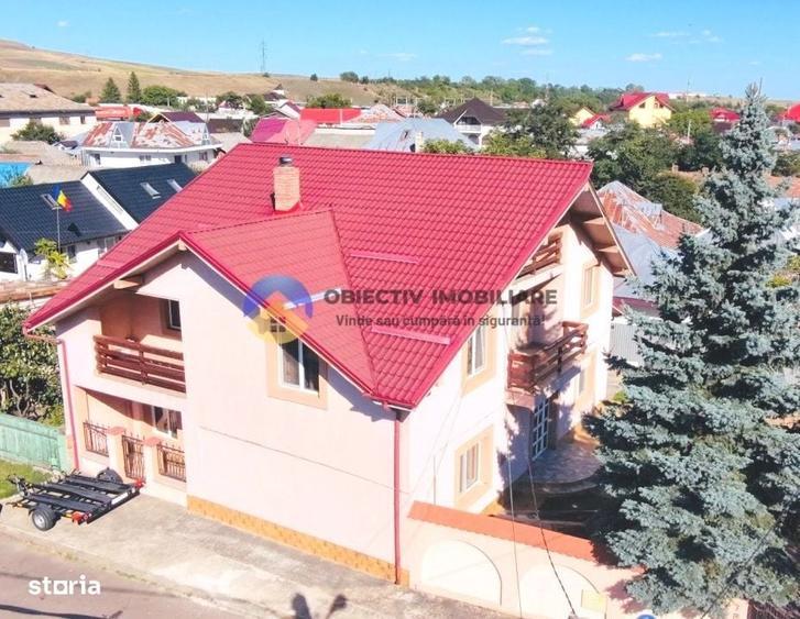Casă cu 4 camere decomandat în Piatra