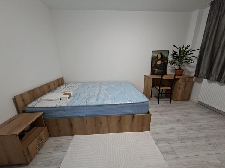 Casă cu 1 camere decomandat în Central