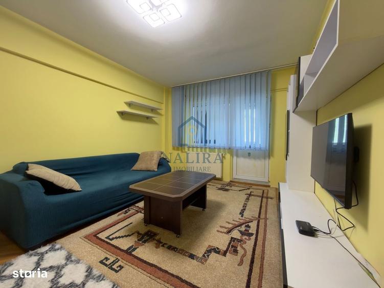 Apartament cu 2 camere decomandat în Traian