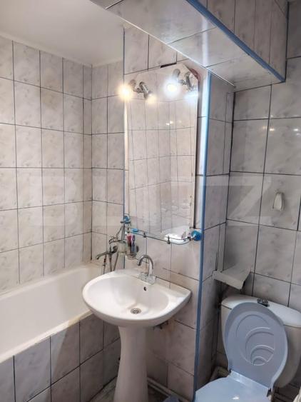 Apartament cu 3 camere decomandat, mobilat în Râșnov