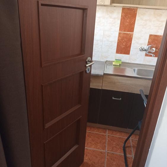 Garsonieră decomandată în Micălaca