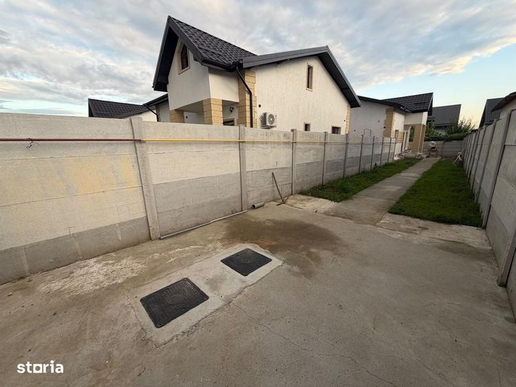 Casă cu 3 camere în Central