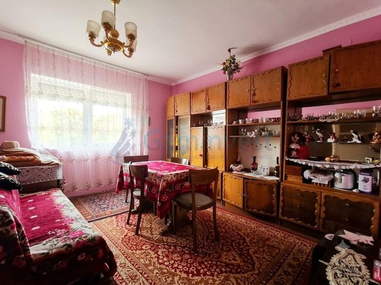 Casă individuală cu 3 camere cu Canalizare în Tileagd