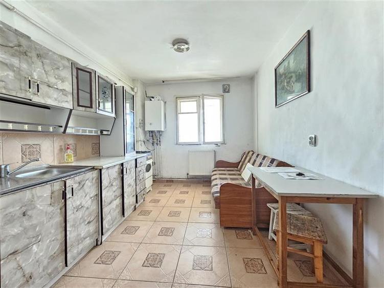 Apartament cu 2 camere decomandat în Orizont