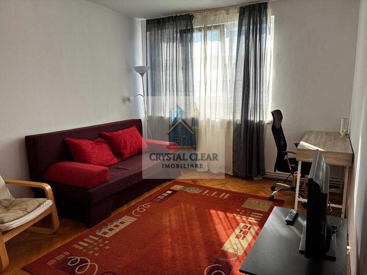 Apartament cu 2 camere semidecomandat în Cornișa