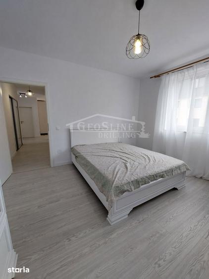 Apartament cu 3 camere decomandat în Chinteni