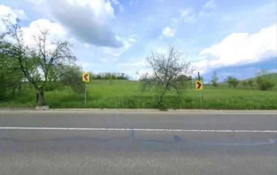 Teren de 5325 mp, în Rona de Jos