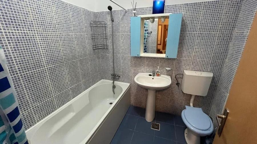 Apartament cu 2 camere semidecomandat, mobilat în Baciu