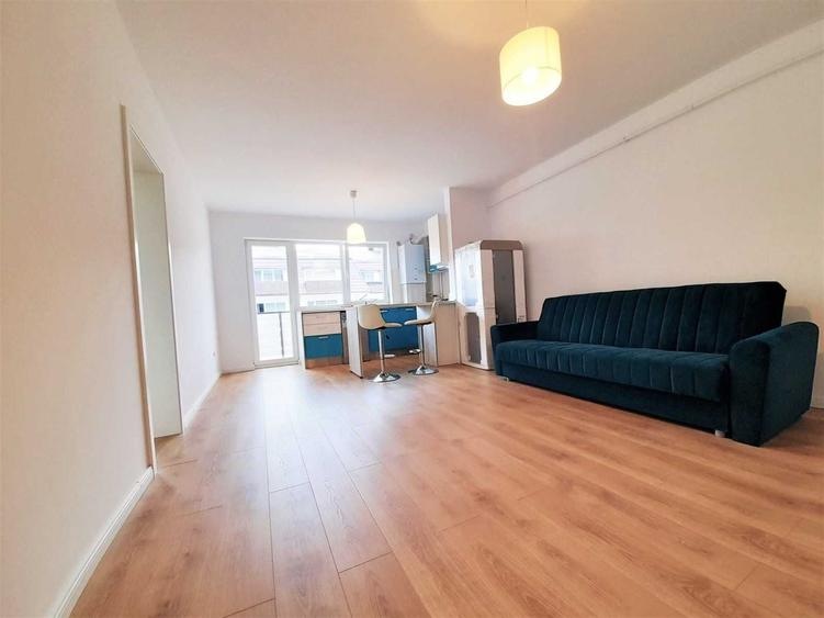 Apartament cu 2 camere semidecomandat în Sânpetru