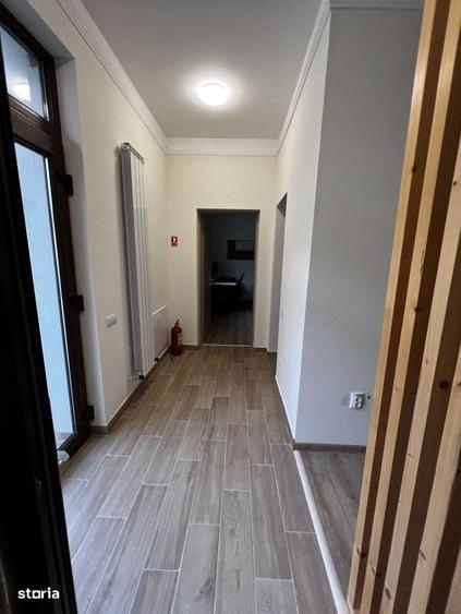 Spațiu comercial, de 273 mp, în Central