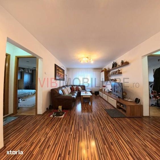 Apartament cu 4 camere decomandat, mobilat în 13 Septembrie