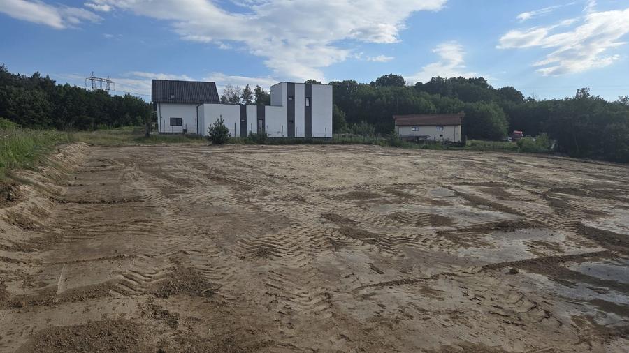 Teren Construcții intravilan de 1947 mp, în Uiasca