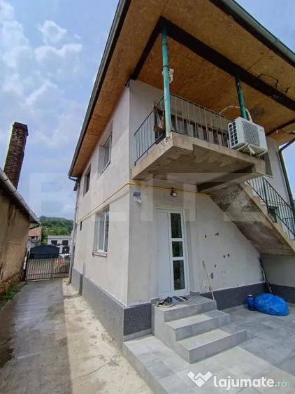 Casa cu 3 camere, suprafata de 140 mp - 1
