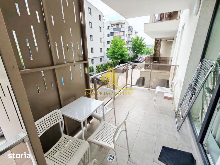 Apartament cu 2 camere semidecomandat, mobilat în Între Lacuri