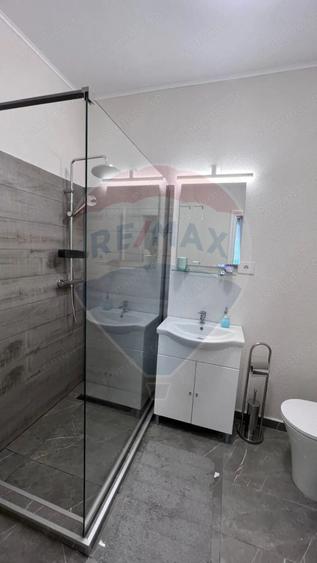 Apartament cu 2 camere de inchiriat - 4