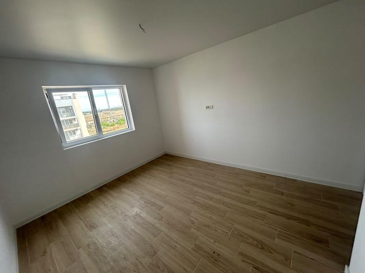 Apartament cu 2 camere decomandat în Berceni