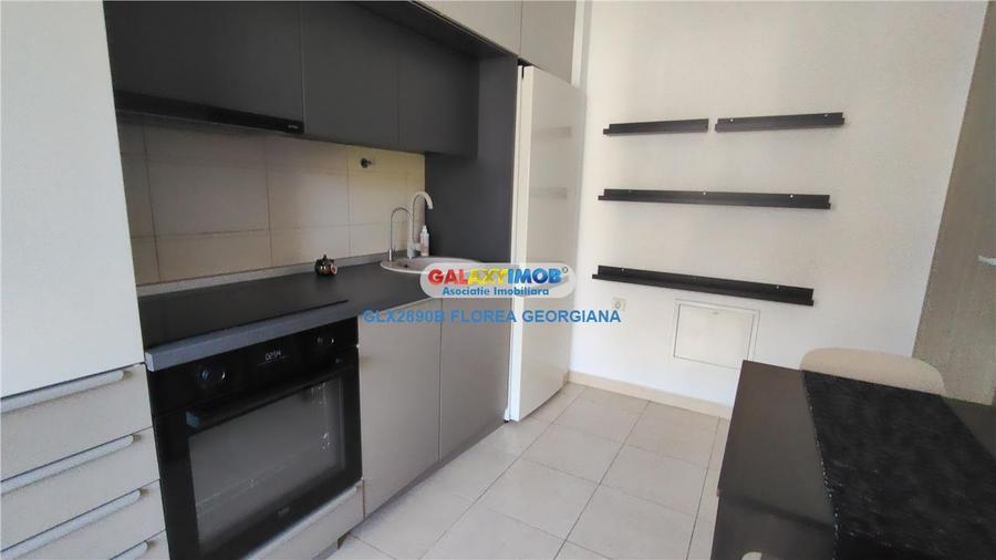 Apartament cu 3 camere semidecomandat, mobilat în Băneasa
