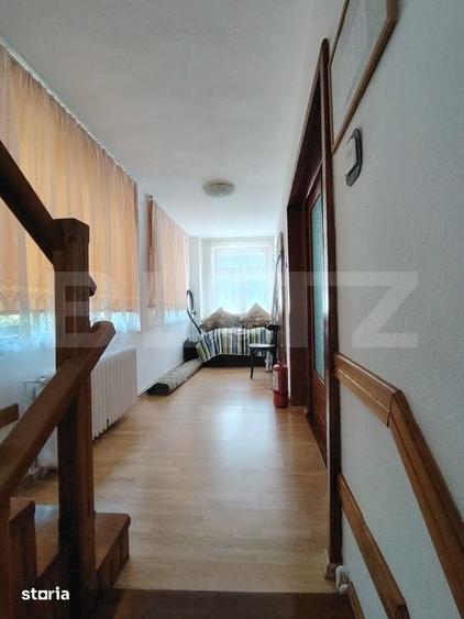 Casă cu 5 camere cu Teren 226 Mp în Sovata