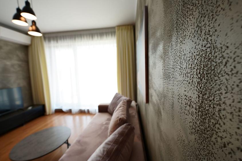 Apartament cu 2 camere semidecomandat, mobilat în Agronomie