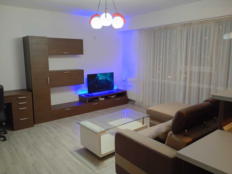 Apartament cu 2 camere decomandat în Iosia
