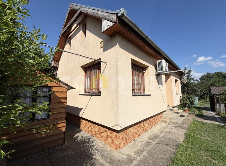 Casă individuală cu 1 camere cu Canalizare în Gilău