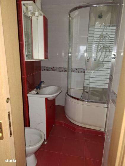 Apartament cu 3 camere decomandat în Vest
