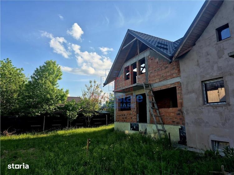 Casă cu 4 camere în Lunca Cetățuii
