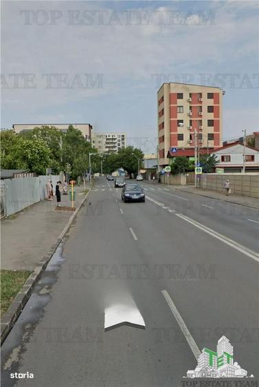 Spațiu comercial, în Uverturii