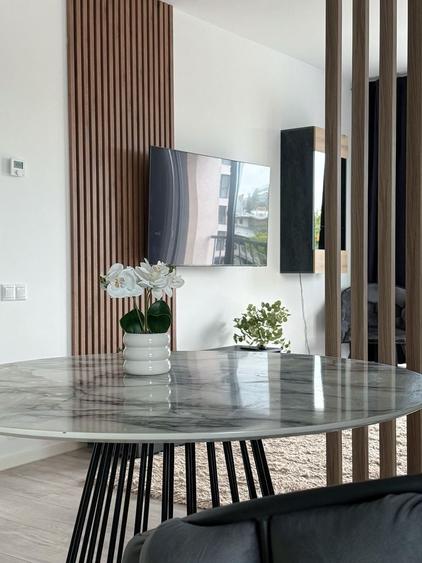 Apartament cu 2 camere decomandat în Sisești