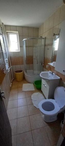 Apartament cu 2 camere decomandat în Calea București
